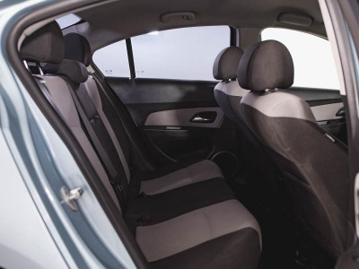 Chevrolet Cruze 1.8 MT (141 л. с.)