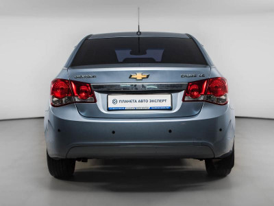 Chevrolet Cruze 1.8 MT (141 л. с.)