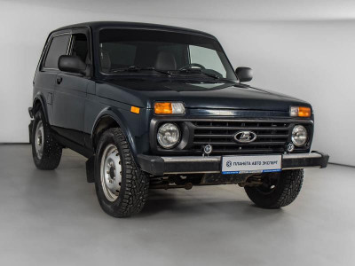 LADA 4x4 3 дв. 1.7 MT 8 кл. (Евро-4) (83 л. с.)