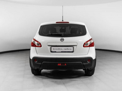 Nissan Qashqai 1.6 CVT (117 л. с.)