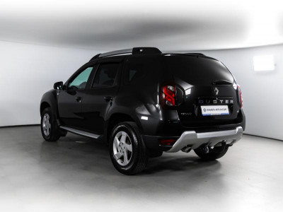 Renault Duster 2.0 MT 4x4 (143 л. с.)