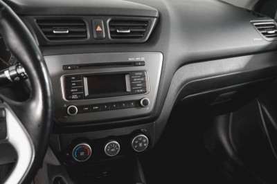 Kia Rio 1.6 AT (123 л. с.)