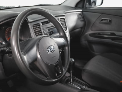 Kia Rio 1.4 AT (97 л. с.)