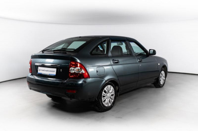 LADA Priora 1.6 MT 16 кл (Евро-3) (98 л. с.)