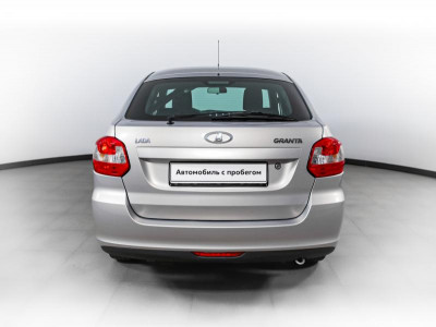 LADA Новая Granta хетчбэк 1.6 MT 8кл (87 л. с.)