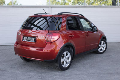 Suzuki SX4 1.6 AT (112 л. с.)