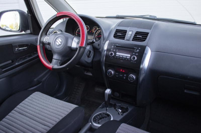 Suzuki SX4 1.6 AT (112 л. с.)
