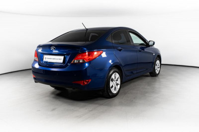 Hyundai Solaris 1.4 AT (107 л. с.)