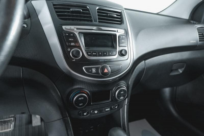 Hyundai Solaris 1.4 AT (107 л. с.)