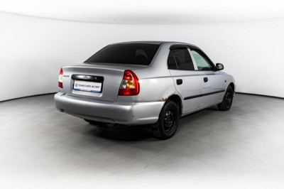 Hyundai Accent 1.5 AT (102 л.с.)