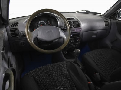 Hyundai Accent 1.5 AT (102 л.с.)
