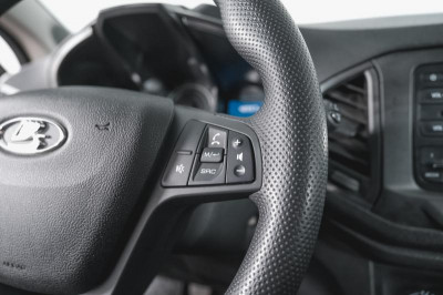 LADA XRAY 1.6 MT (106 л. с.)