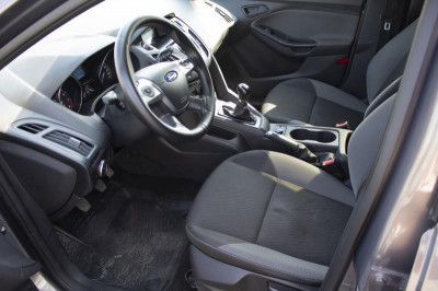 Ford Focus 1.6 MT (105 л. с.)