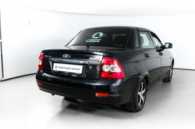 LADA Priora 1.6 MT 16 кл (Евро-3) (98 л. с.)