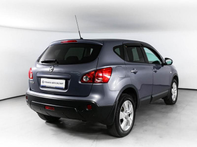 Nissan Qashqai 2.0 CVT FWD (140 л. с.)
