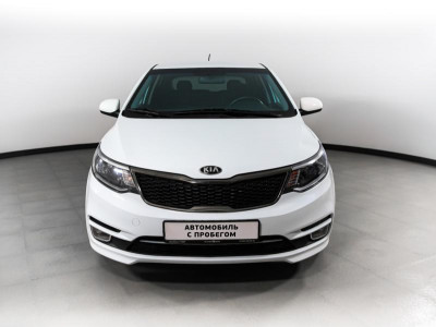Kia Rio Хетчбэк 1.4 AT (107 л. с.)