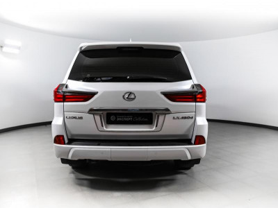 Lexus LX 450d AT (272 л. с.)