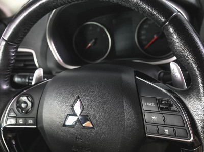Mitsubishi Eclipse Cross 1.5 CVT 4WD (150 л.с.)