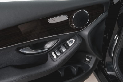 Mercedes-Benz GLC внедорожник 300 9G-TRONIC 4MATIC (245 л. с.)
