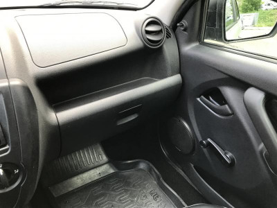 LADA Granta седан 1.6 MT 8кл (87 л. с.)