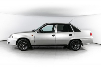 Daewoo Nexia 1.6 MT (109 л. с.)