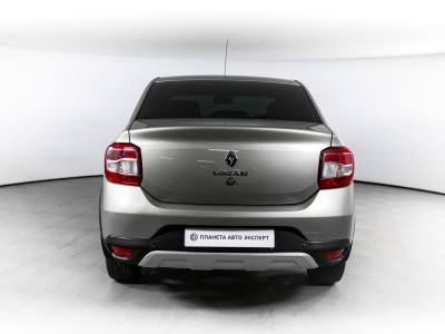 Renault Logan Stepway 1.6 AT (102 л.с.)