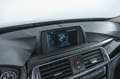 BMW 3 серия 320i AT (184 л. с.)