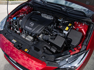 Mazda 3 1.5 AT (120 л.с.)