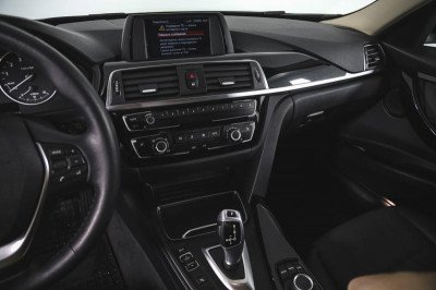 BMW 3 серия 320i AT (184 л. с.)