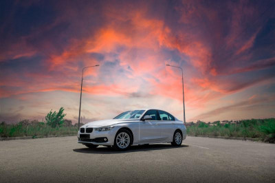 BMW 3 серия 320i AT (184 л. с.)