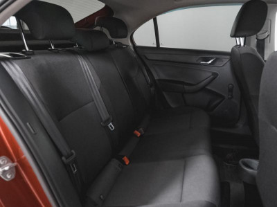 ŠKODA Rapid 1.6 MT (90 л. с.)