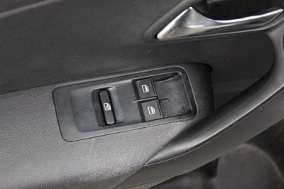 Volkswagen Polo 1.6 MT (105 л. с.)