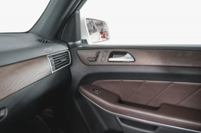 Mercedes-Benz GL-класс 350 CDI BlueTEC 3.0d AT (249 л.с.) 4WD