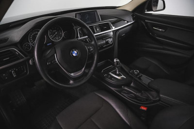BMW 3 серия 320i AT (184 л. с.)