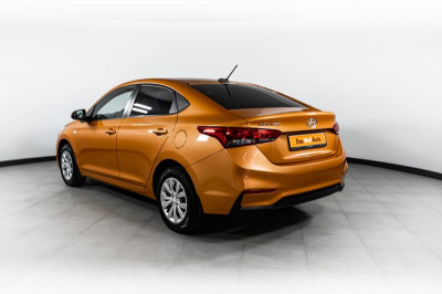 Hyundai Solaris 1.4 MT (100 л.с.)