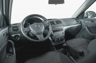 ŠKODA YETI 1.6 MT (110 л. с.)