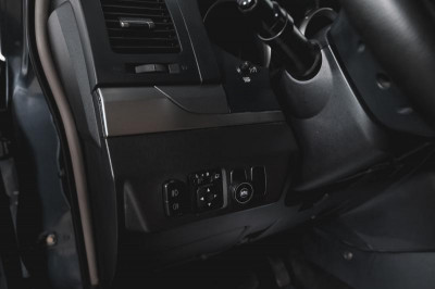 Mitsubishi Pajero 3.8 AT (250 л. с.)
