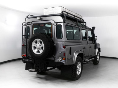 Land Rover Defender 2,4d MT (122 л.с.) 4WD