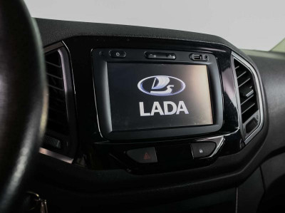 LADA XRAY 1.8 MT (122 л.с.)