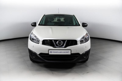 Nissan Qashqai 1.6 MT (114 л. с.)