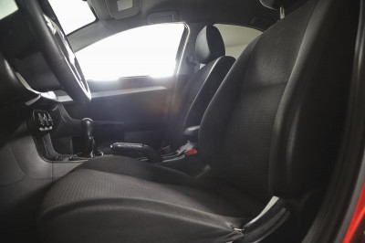 Mitsubishi Lancer 1.5 MT (109 л. с.)