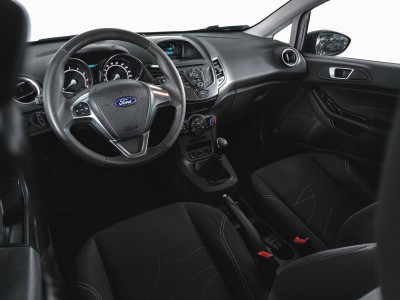 Ford Fiesta Седан 1.6 MT (105 л. с.)