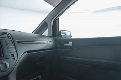 Ford C-MAX 2.0 MT (145 л. с.)