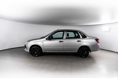 LADA Granta седан 1.6 AT 16кл (98 л. с.)
