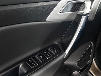 Geely Atlas 2.4 6AT 2WD (149 л.с.)