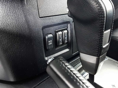 Mitsubishi Pajero 3.0 AT AWD (178 л. с.)