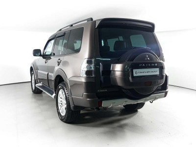 Mitsubishi Pajero 3.0 AT AWD (178 л. с.)