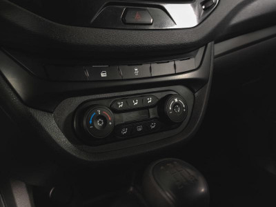 LADA Vesta 1.6 MT (106 л. с.)