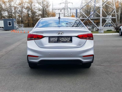 Hyundai Solaris 1.6 MT (123 л.с.)