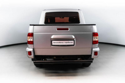 УАЗ Pickup 2.7 MT 4x4 (134,6 л.с.)